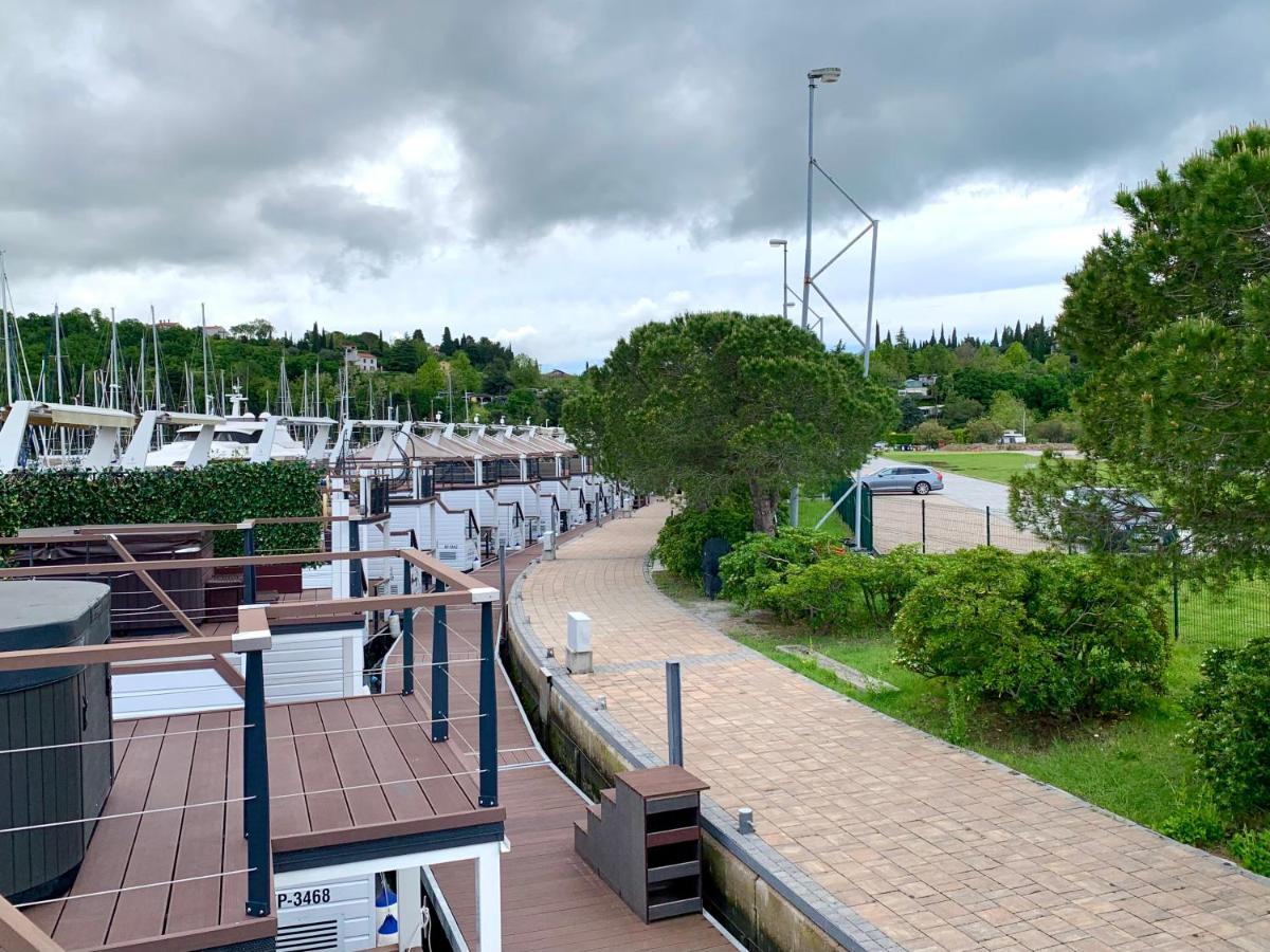 Bellavista Houseboat Apartment Portorose 외부 사진